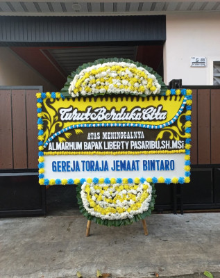 Papan Bunga Duka di Banjarwangi